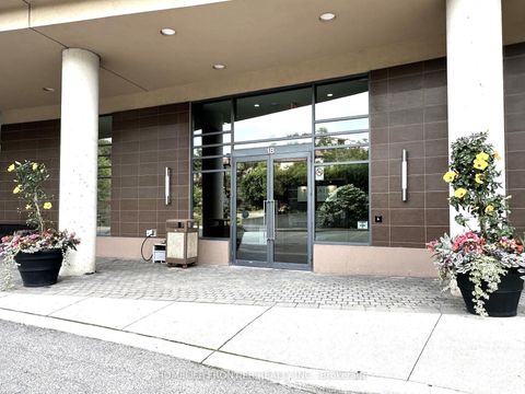 Photo 2 at 716 - 18 Valley Woods Road, Donalda, Toronto