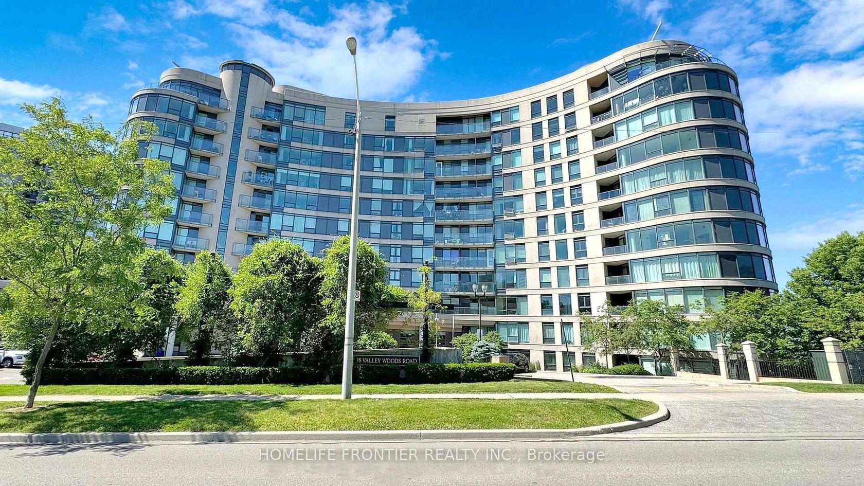 716 - 18 Valley Woods Road, Donalda, Toronto photo 0