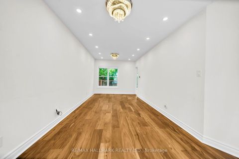 Photo 18 at 872 Hilton Boulevard, Wyndham, Newmarket