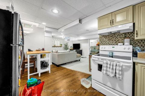 Photo 39 at 872 Hilton Boulevard, Wyndham, Newmarket