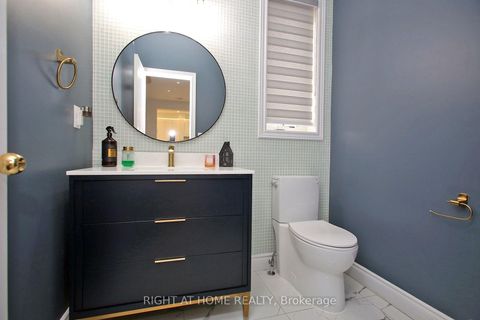Photo 17 at 133 Woodville Drive, Patterson, Vaughan