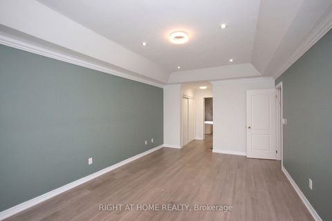 Photo 19 at 133 Woodville Drive, Patterson, Vaughan