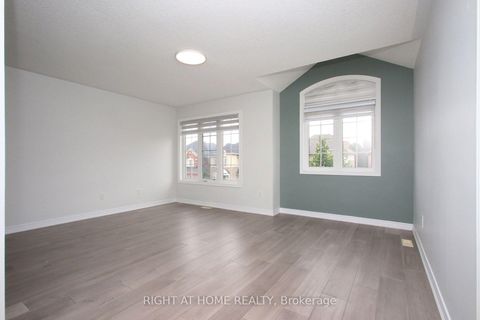 Photo 27 at 133 Woodville Drive, Patterson, Vaughan