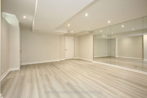 Photo 33 at 133 Woodville Drive, Patterson, Vaughan