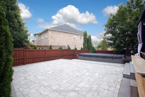 Photo 38 at 133 Woodville Drive, Patterson, Vaughan