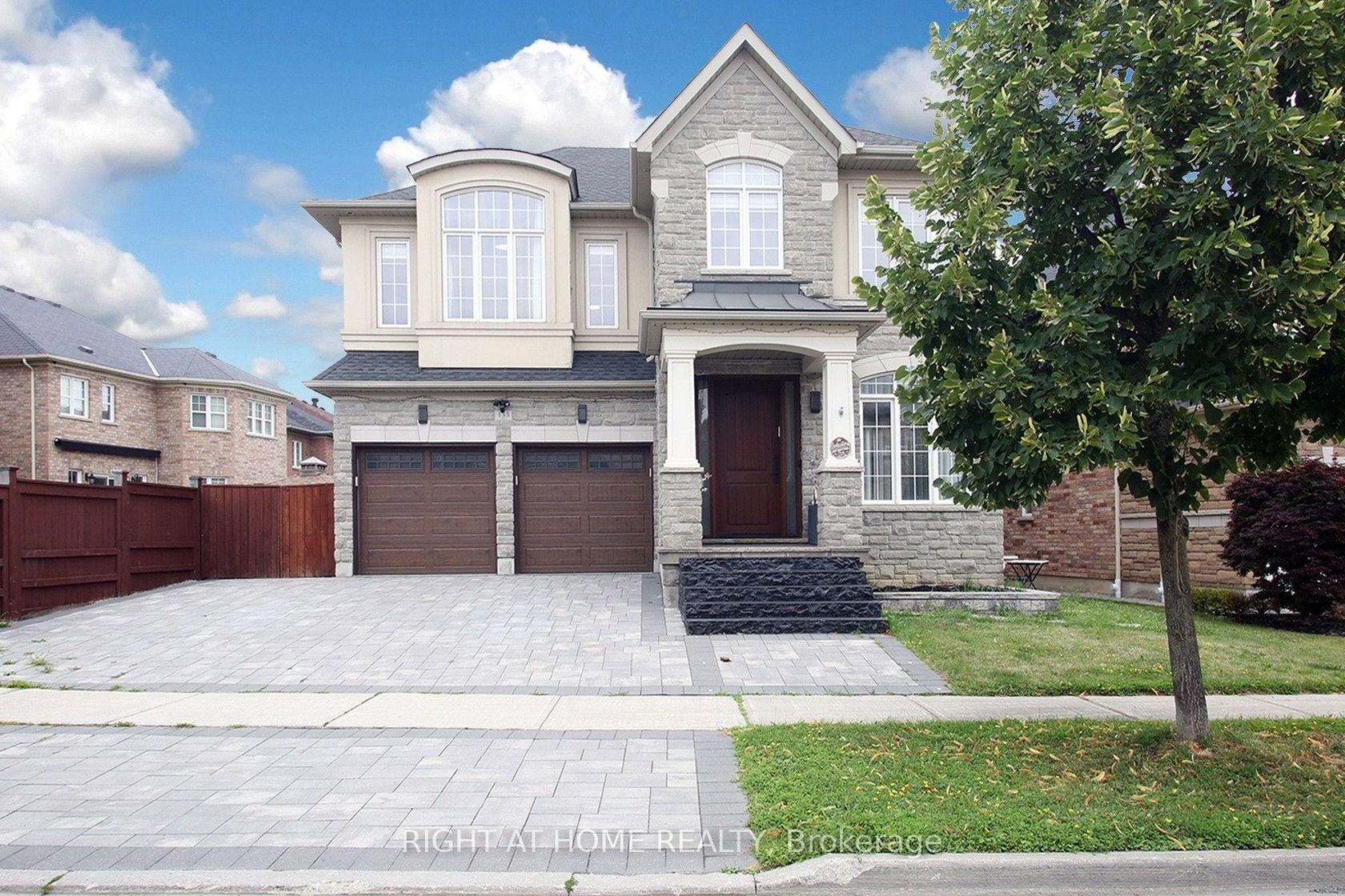 133 Woodville Drive, Patterson, Vaughan photo number 2