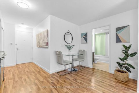 Photo 12 at 337 - 1005 King Street W, Niagara, Toronto