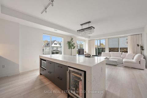 Photo 18 at 206 - 1888 Queen Street E, The Beaches, Toronto