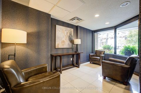 Photo 3 at 305 - 19 Dundonald Street, Yonge Corridor, Toronto