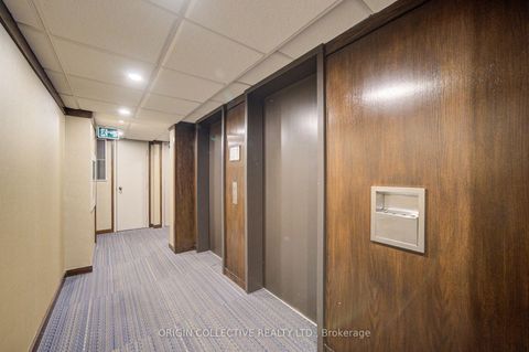 Photo 4 at 305 - 19 Dundonald Street, Yonge Corridor, Toronto