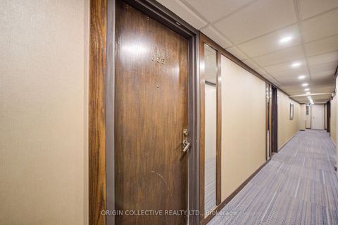 Photo 5 at 305 - 19 Dundonald Street, Yonge Corridor, Toronto