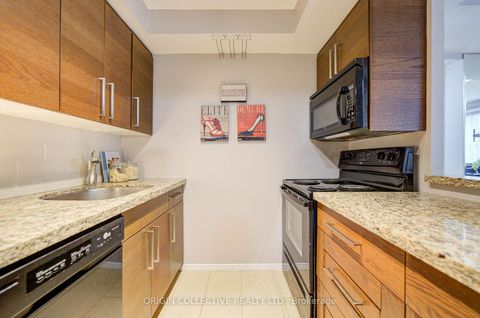 Photo 8 at 305 - 19 Dundonald Street, Yonge Corridor, Toronto