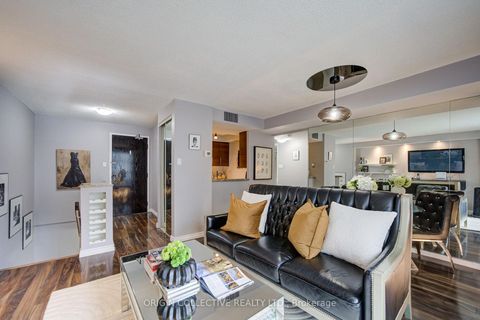 Photo 12 at 305 - 19 Dundonald Street, Yonge Corridor, Toronto