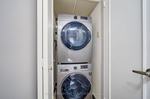Photo 21 at 305 - 19 Dundonald Street, Yonge Corridor, Toronto