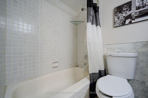 Photo 22 at 305 - 19 Dundonald Street, Yonge Corridor, Toronto