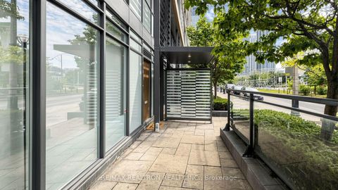 Photo 7 at 102 Fort York Boulevard, Waterfront Communities C1, Toronto