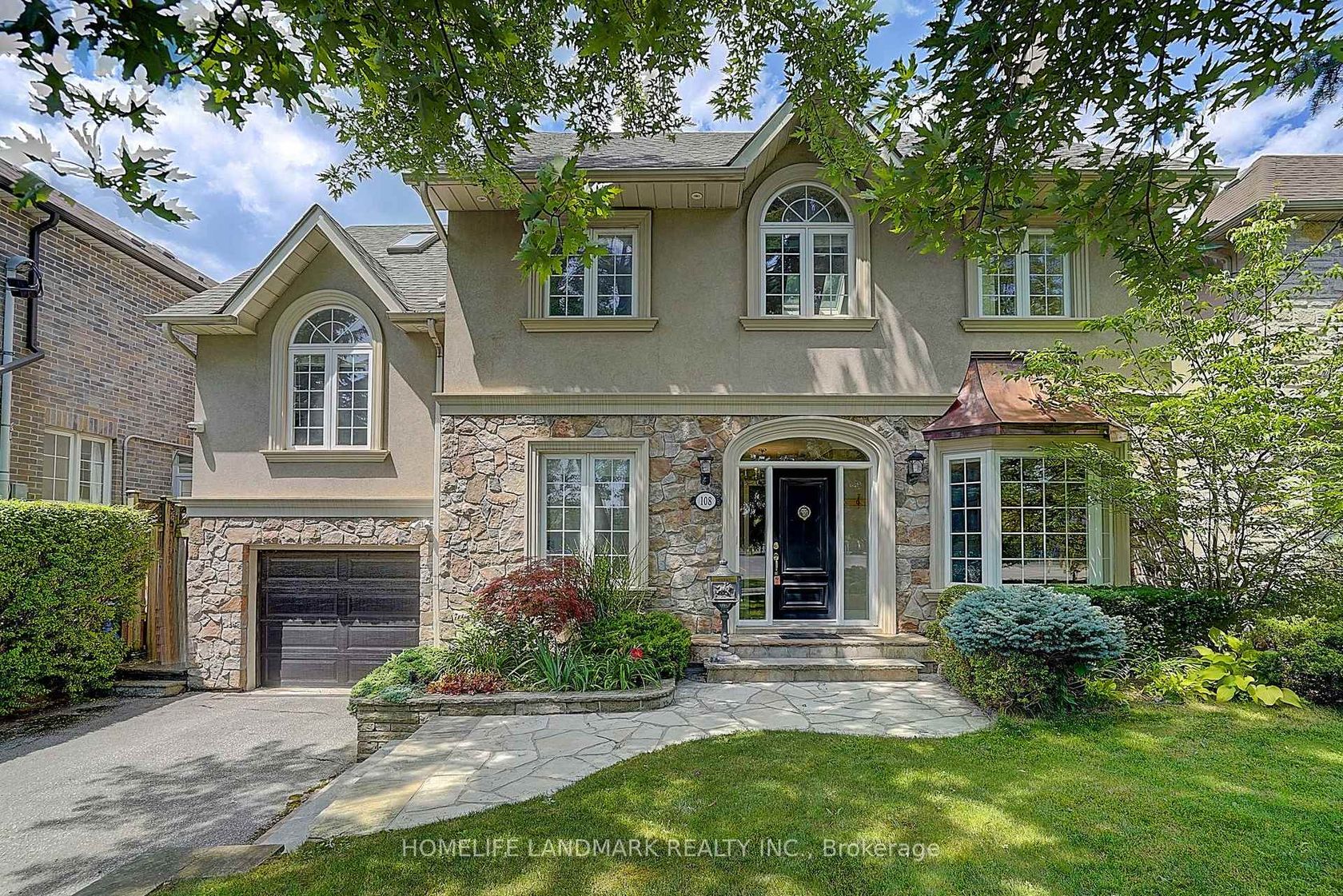 108 Empress Avenue, Willowdale East, Toronto 