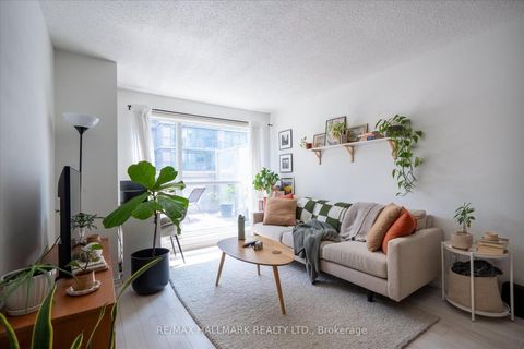 Photo 7 at 706 - 230 King Street E, Moss Park, Toronto