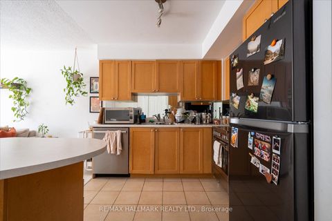 Photo 13 at 706 - 230 King Street E, Moss Park, Toronto