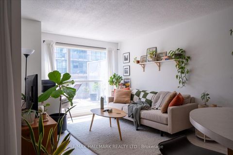 Photo 14 at 706 - 230 King Street E, Moss Park, Toronto