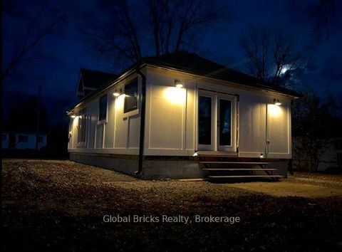 Photo 0 at 899 Maplewood Drive, Alcona, Innisfil