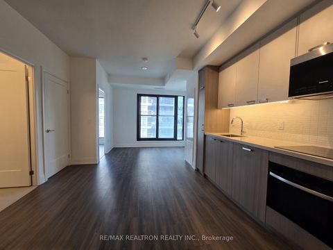 Photo 3 at 1109 - 20 Soudan Avenue, Mount Pleasant West, Toronto