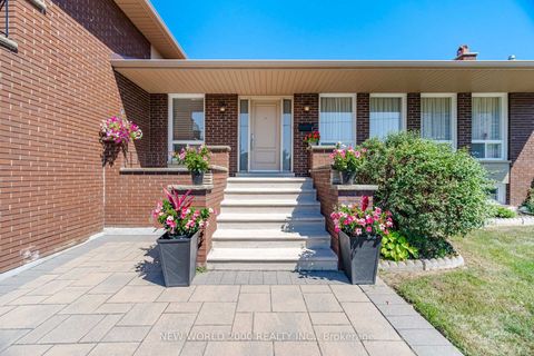 Photo 3 at 48 Clair Road, Jane Heights, Toronto