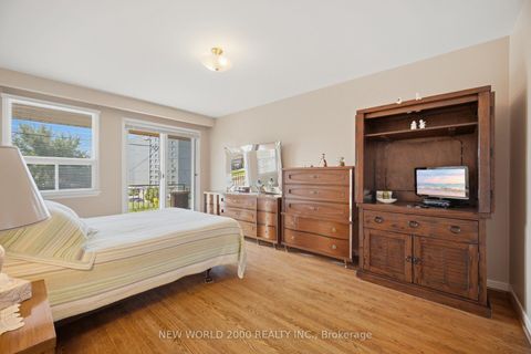Photo 18 at 48 Clair Road, Jane Heights, Toronto