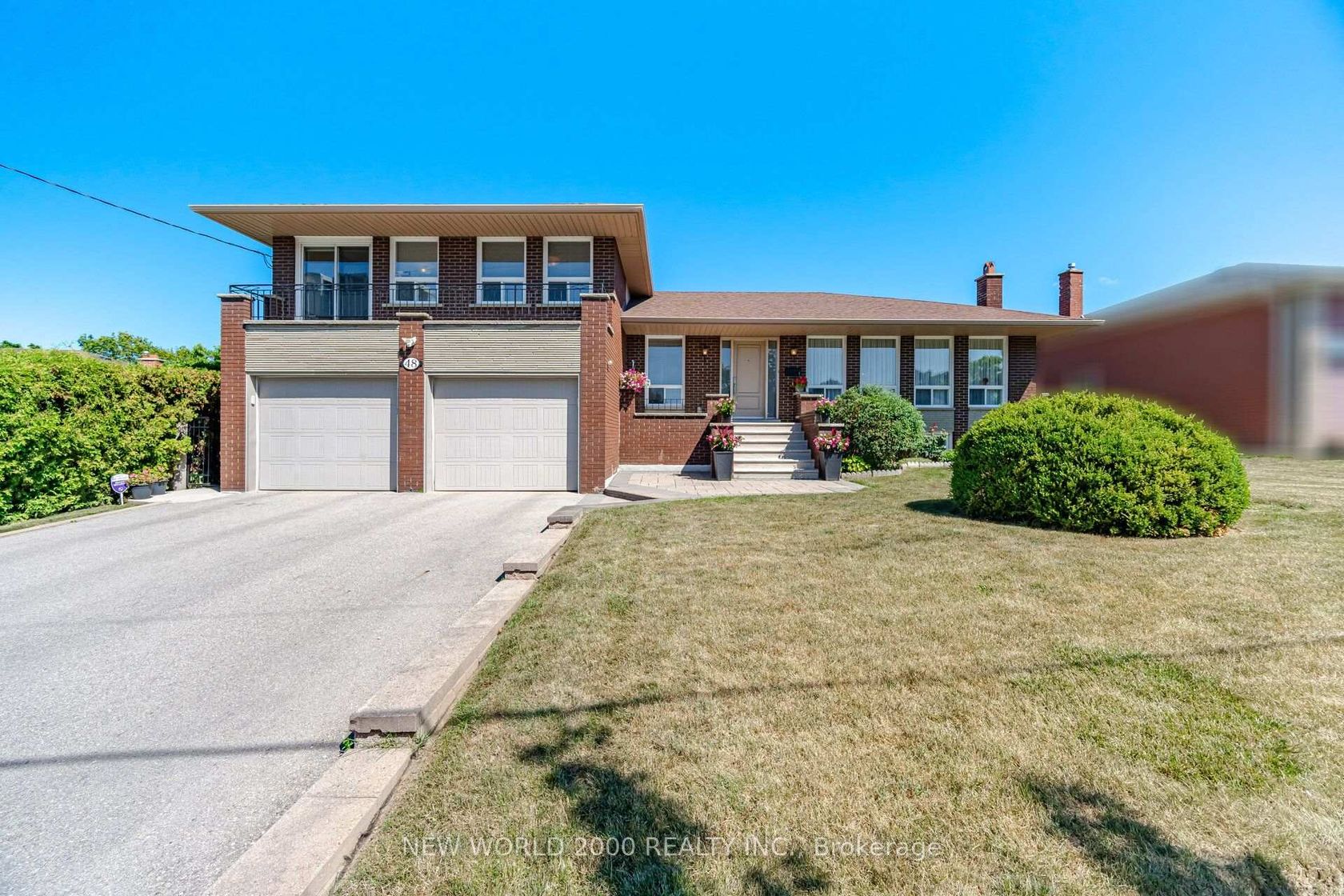 48 Clair Road, Jane Heights, Toronto photo 1