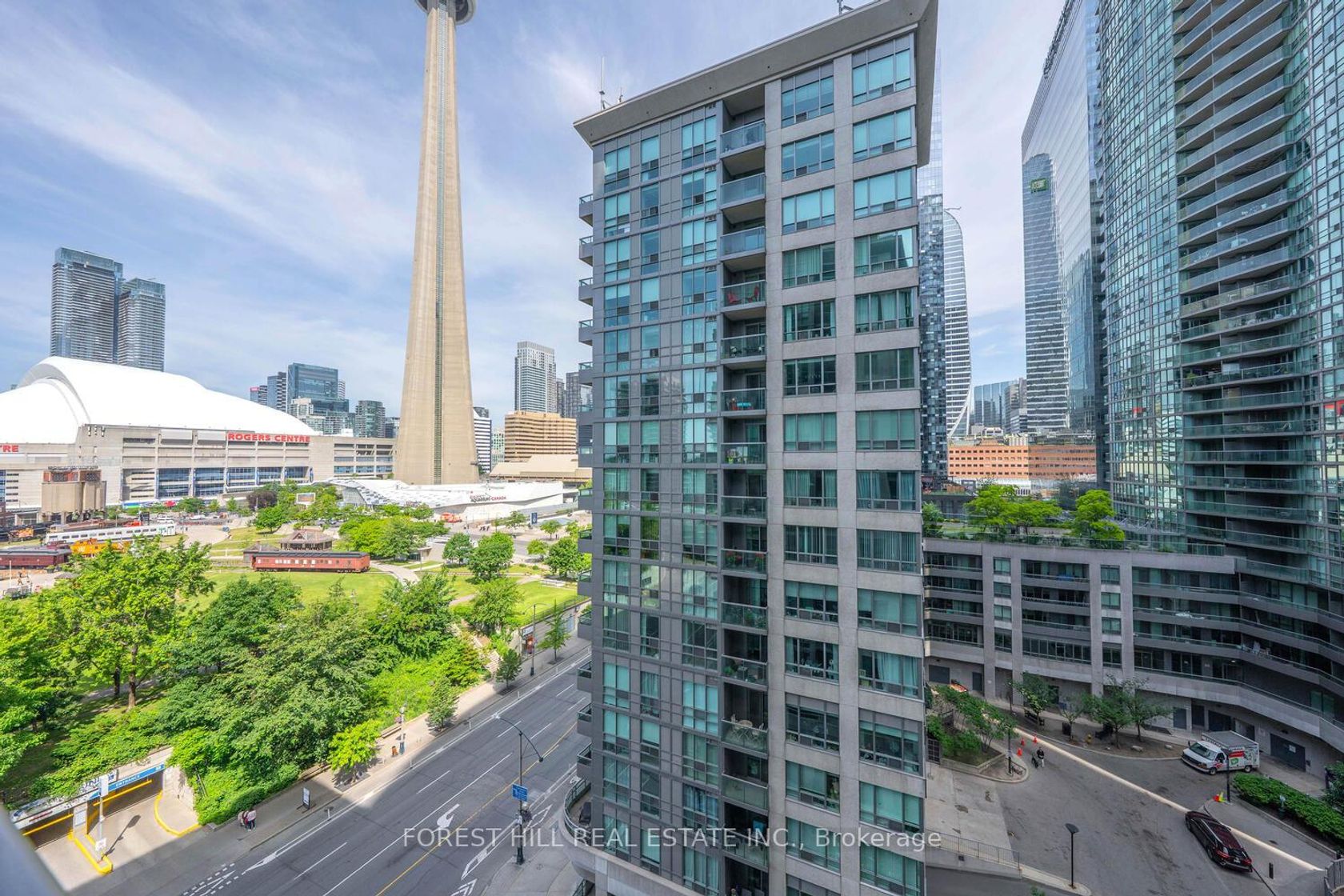 1120 - 25 Lower Simcoe Street, Waterfront Communities C1, Toronto photo number 2
