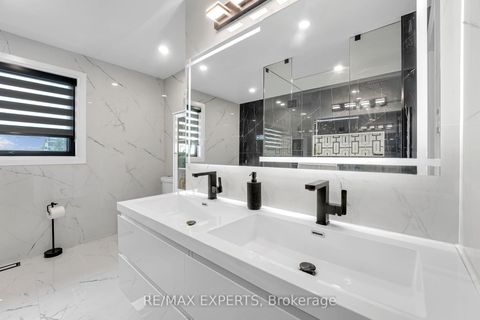 Photo 36 at 212 Bordeaux Drive, East Woodbridge, Vaughan