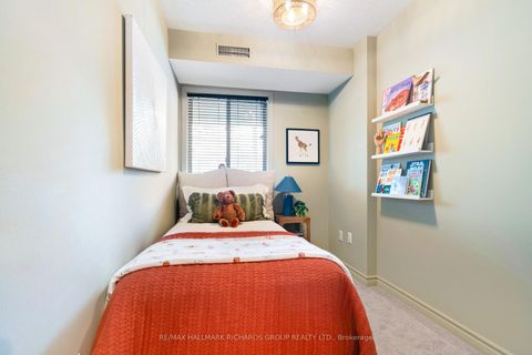 Photo 15 at 101 - 325 Kingston Road, The Beaches, Toronto