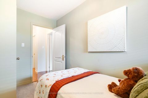 Photo 16 at 101 - 325 Kingston Road, The Beaches, Toronto