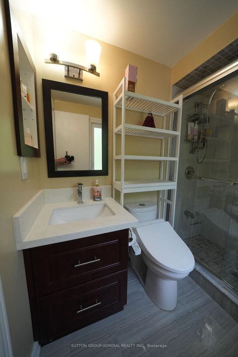 Photo 24 at 33 Wilderness Drive, Milliken, Toronto