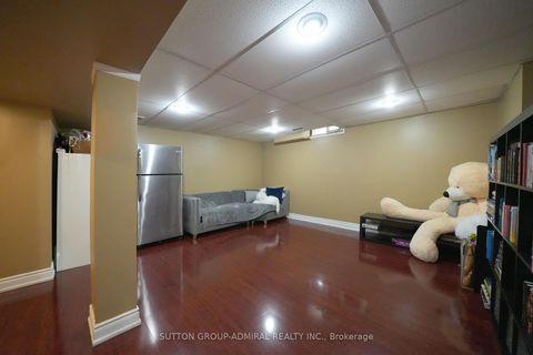 Photo 31 at 33 Wilderness Drive, Milliken, Toronto