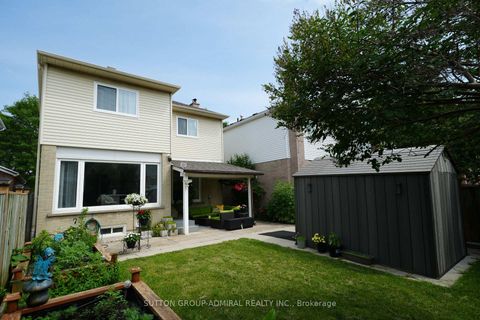 Photo 37 at 33 Wilderness Drive, Milliken, Toronto