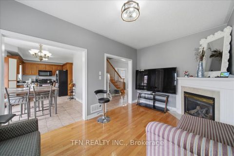 Photo 6 at 2073 Cynthia Court, Alcona, Innisfil