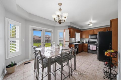 Photo 7 at 2073 Cynthia Court, Alcona, Innisfil