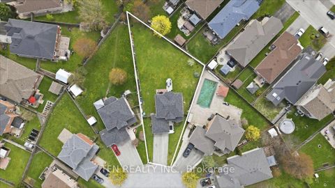 Photo 20 at 2073 Cynthia Court, Alcona, Innisfil