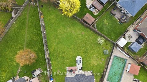 Photo 24 at 2073 Cynthia Court, Alcona, Innisfil