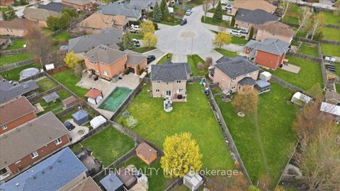 Photo 25 at 2073 Cynthia Court, Alcona, Innisfil