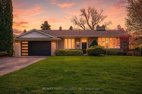 Photo 1 at 23 Ravensbourne Crescent, Rosethorn, Toronto