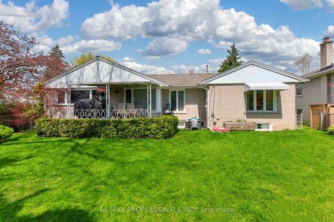 Photo 43 at 23 Ravensbourne Crescent, Rosethorn, Toronto