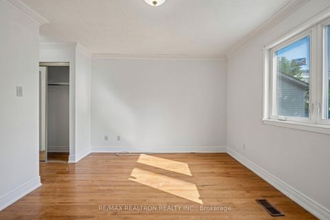 Photo 14 at 19 WARNER Avenue, Victoria Village, Toronto