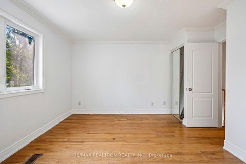 Photo 16 at 19 WARNER Avenue, Victoria Village, Toronto