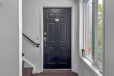 Photo 2 at 1501C - 26 Laidlaw Street, South Parkdale, Toronto