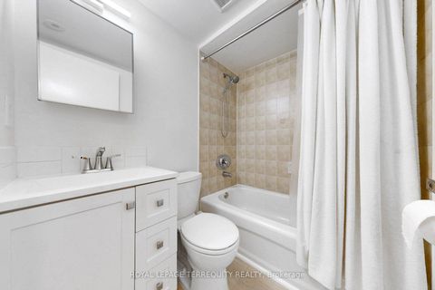 Photo 14 at 1501C - 26 Laidlaw Street, South Parkdale, Toronto