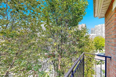 Photo 15 at 1501C - 26 Laidlaw Street, South Parkdale, Toronto