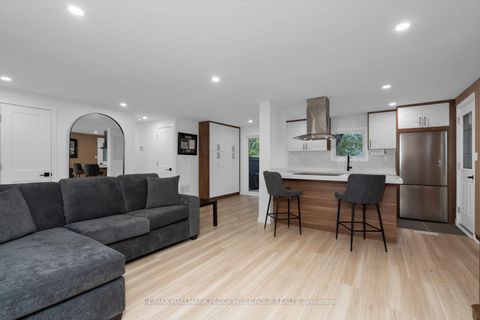 Photo 1 at 15 Cherrywood Lane, Rural Innisfil, Innisfil