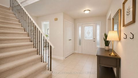 Photo 2 at 73 Trillium Crescent, Allandale Heights, Barrie